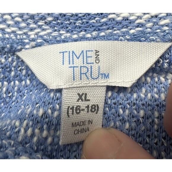 Time and Tru Blue White Marled Knit Button Shoulder Pullover Sweater XL 16-18 - Picture 7 of 9